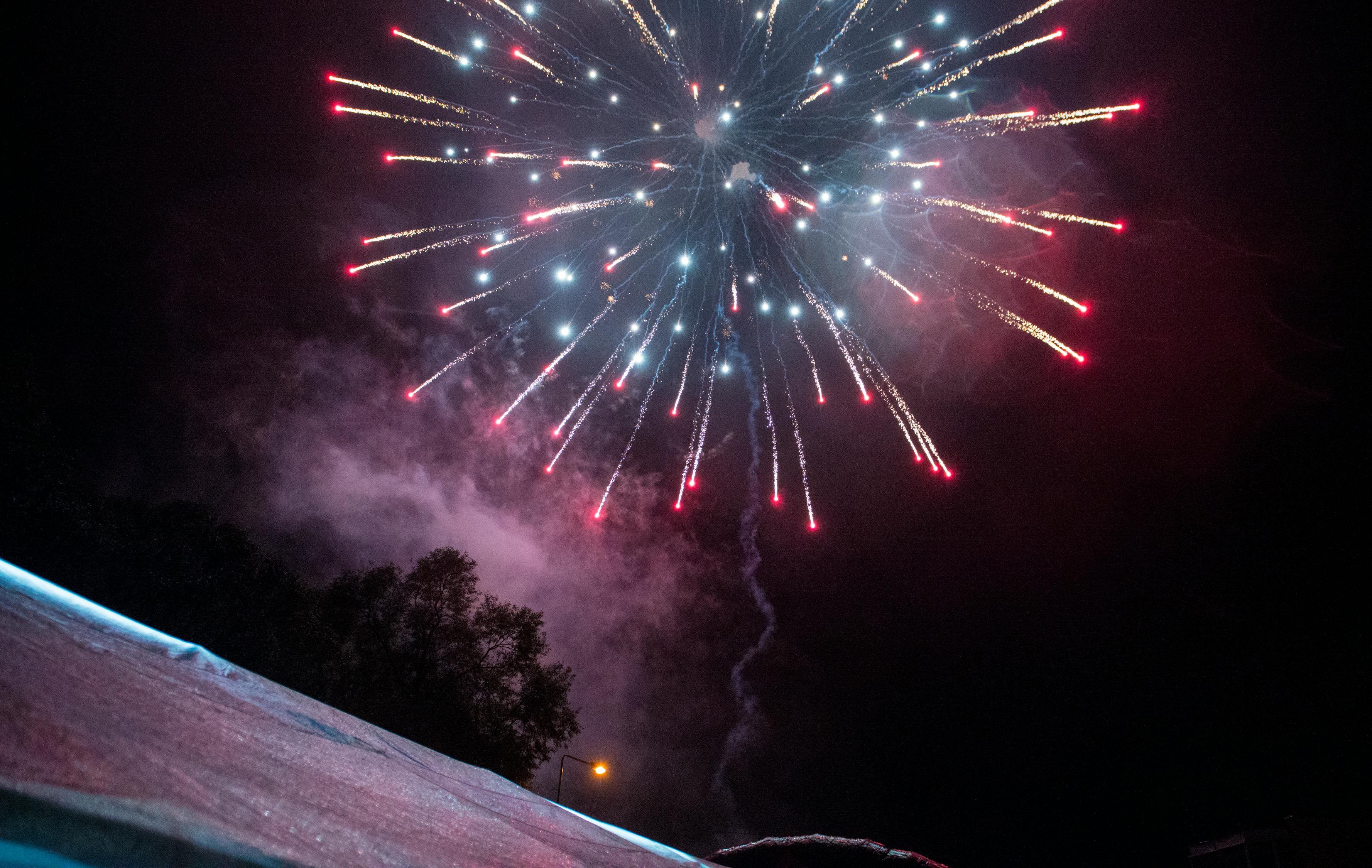 照亮新年，温暖心窝，2020年的独特春节祝福语及其深层含义